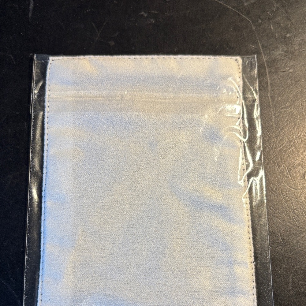 David Yurman Authenticity card, envelope, small jewelry pouch and cleaning cloth - Picture 5 of 8